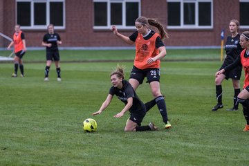 Bild 55 - Frauen TSV Wiemersdorf - VfR Horst : Ergebnis: 0:7